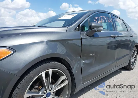 2017 Ford Fusion Titanium из США, поврежденный, VIN 3FA6P0D93HR261526